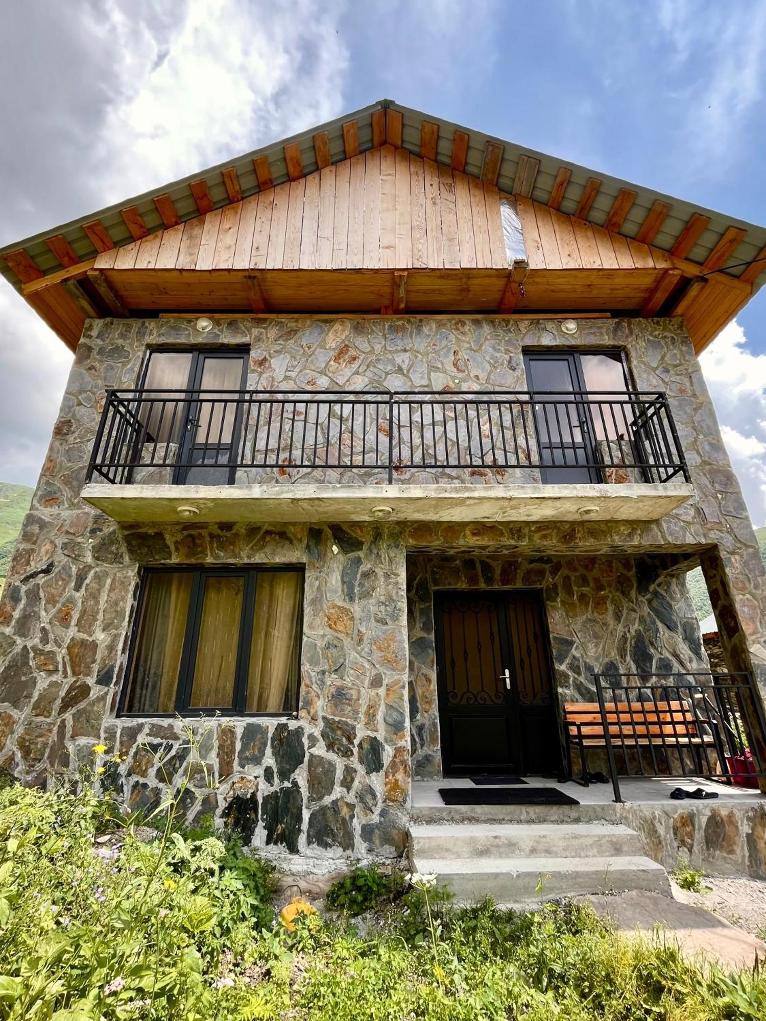 Gamarjoba Guest And Art House Hotel Ushguli Eksteriør billede