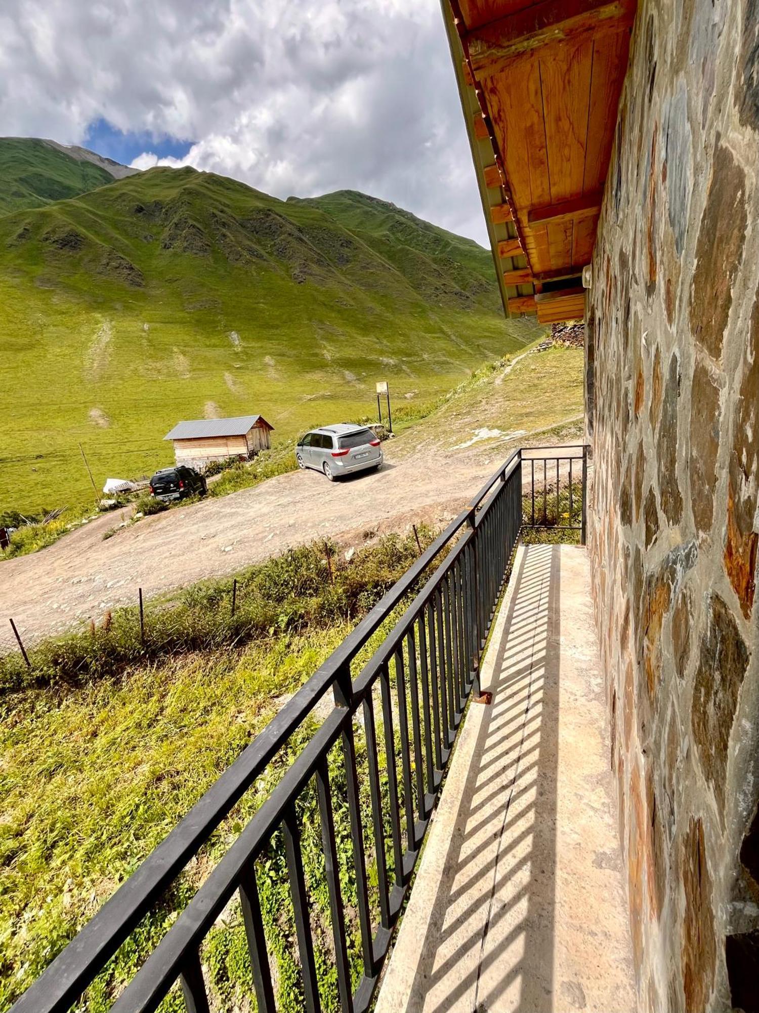 Gamarjoba Guest And Art House Hotel Ushguli Eksteriør billede